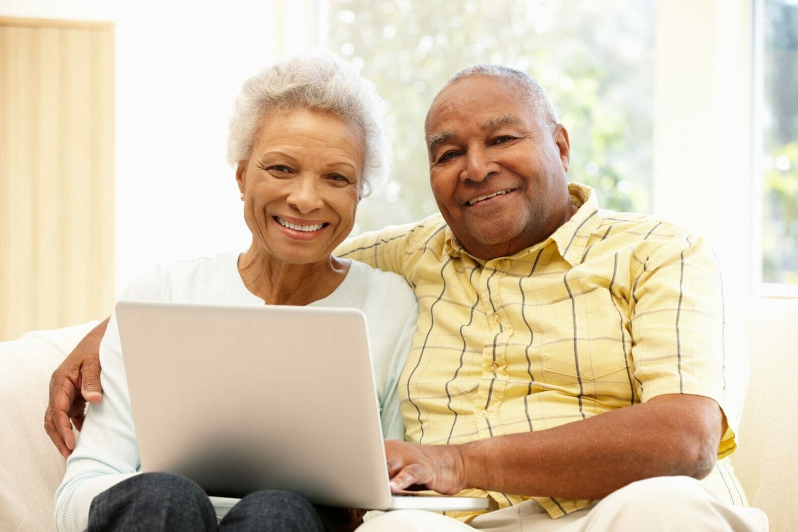 couple on laptop